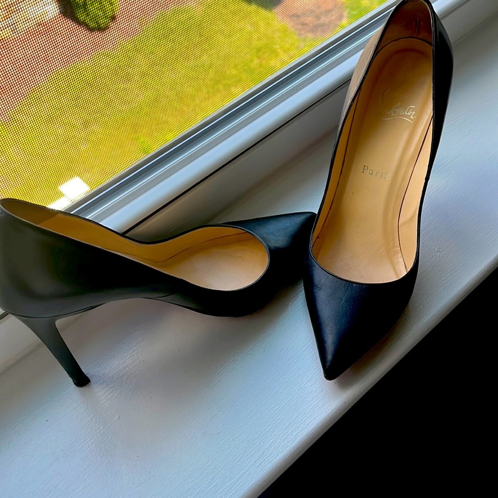 Christian Louboutin so Kate Black leather pumps